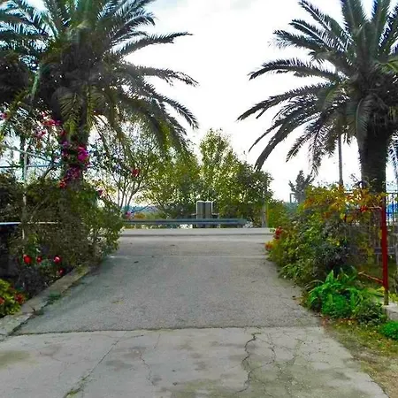 Apartment In With Sea View, Terrace, Air Conditioning, Wi-fi Duce