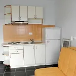 In With Sea View, Terrace, Air Conditioning, Wi-fi * Duće