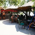 In With Sea View, Terrace, Air Conditioning, Wi-fi Daire Duće