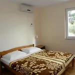 In With Sea View, Terrace, Air Conditioning, Wi-fi Daire