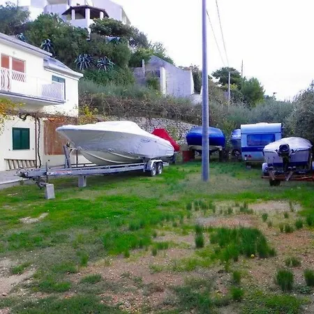In With Sea View, Terrace, Air Conditioning, Wi-fi Lejlighed *